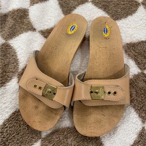 Dr. Scholl's Natural Wood Sandals Clogs Beige size 7